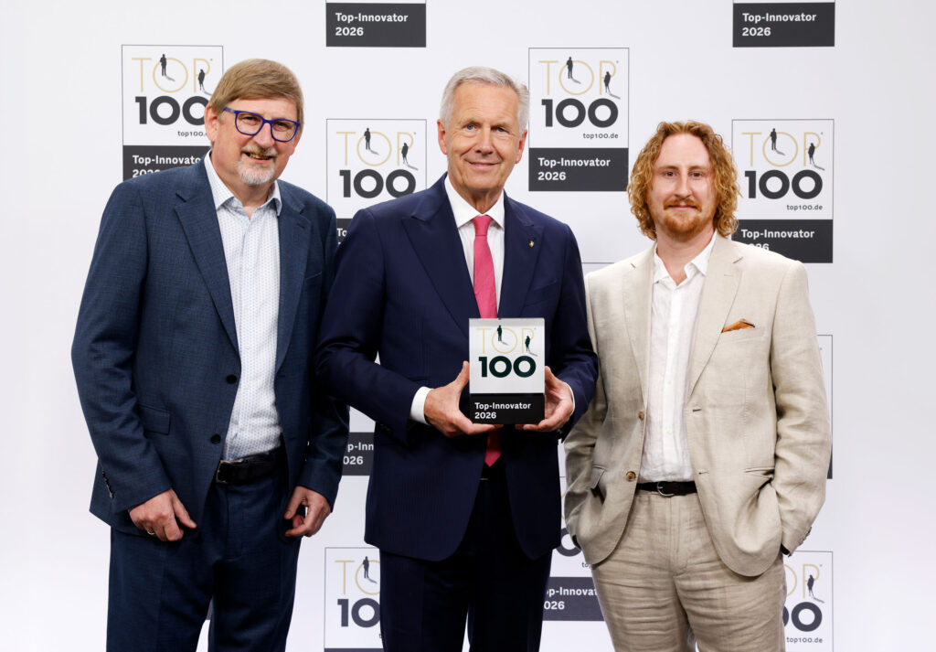 Zum zweiten Mal TOP 100: Christian Wulff würdigt Sauter + Held.